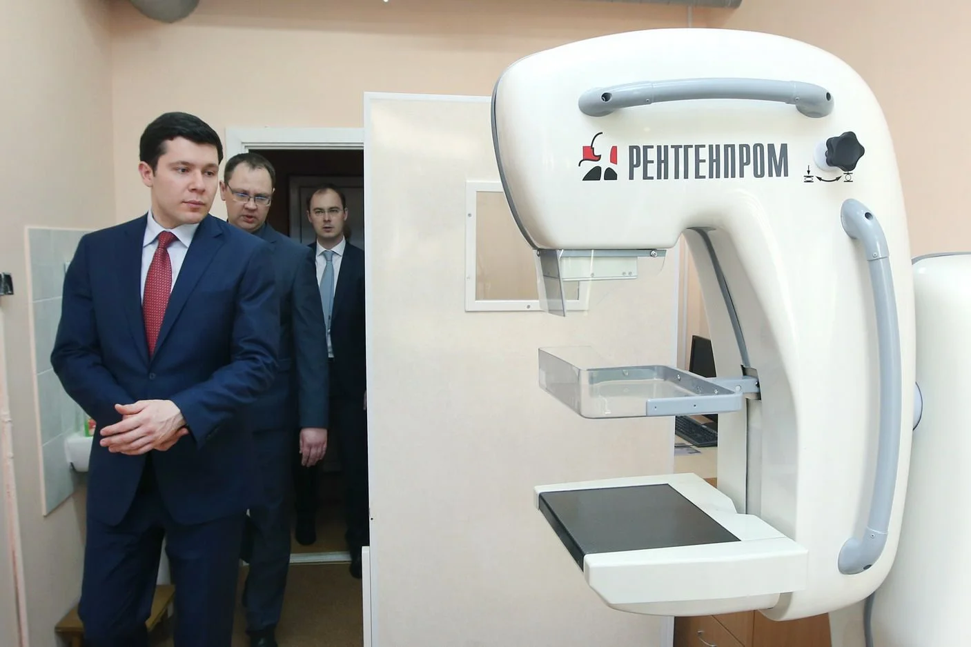 Антон Алиханов открыл два объекта социальной сферы в Черняховске