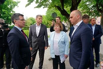 В Правдинске продолжается ремонт медучреждений