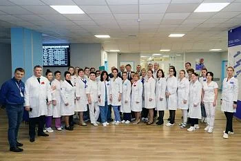 Алексей Беспрозванных подписал постановление о поддержке медицинских работников региона